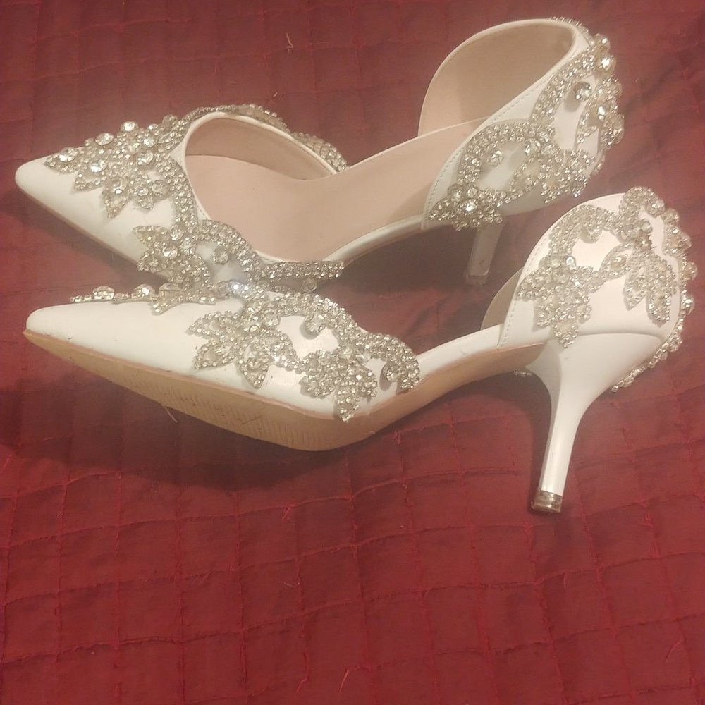 Bejeweled shoes size 7 1/2